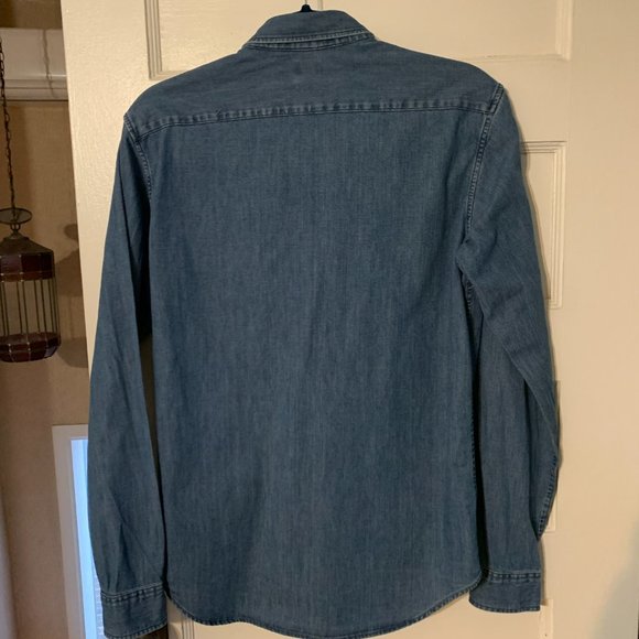 Uniqlo Jean Style Shirt - Picture 7 of 7